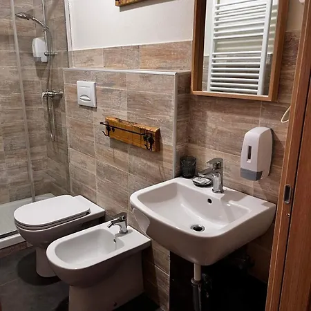 La Taverna Del Metallo Penzion