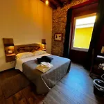 Inn La Taverna Del Metallo *