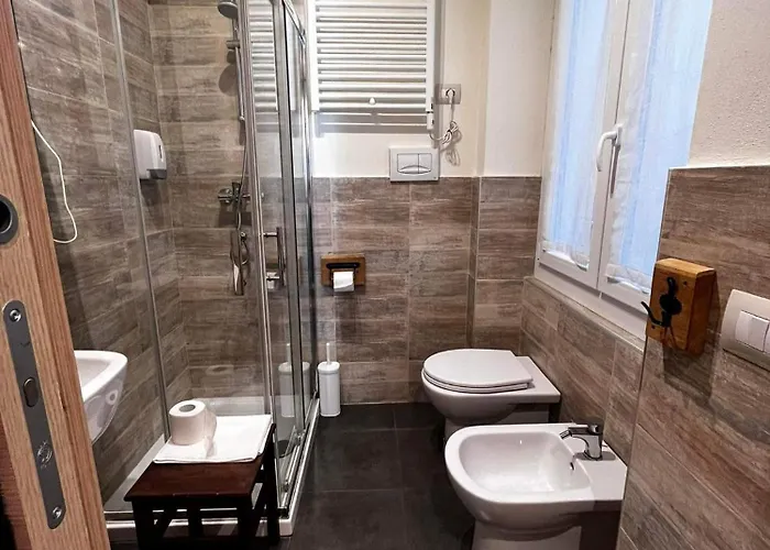 La Taverna Del Metallo Inn La Spezia