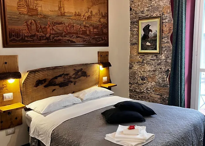 La Taverna Del Metallo Inn