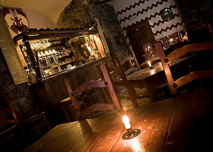 Inn La Taverna Del Metallo