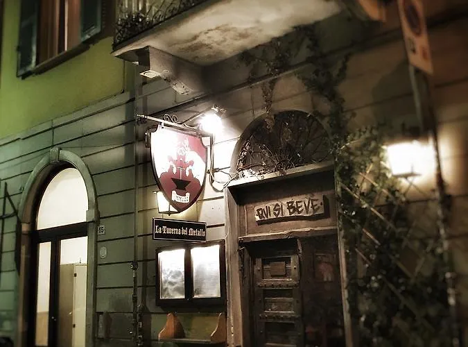 Inn La Taverna Del Metallo *