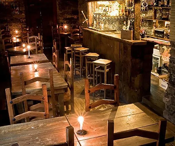 La Taverna Del Metallo Inn La Spezia